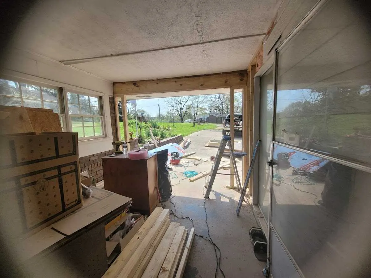 Air movers and dehumidifier for Drying & Dehumidification in Hialeah